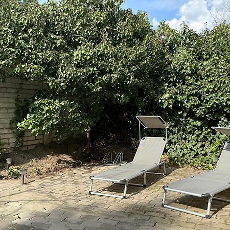 Pitypang Lak Appartement Szigetmonostor Buitenkant foto